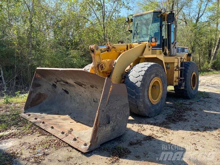 CAT 960F Kolesové nakladače