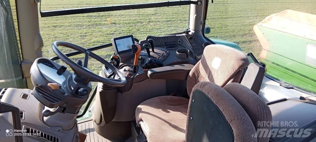 John Deere 6170R Traktory