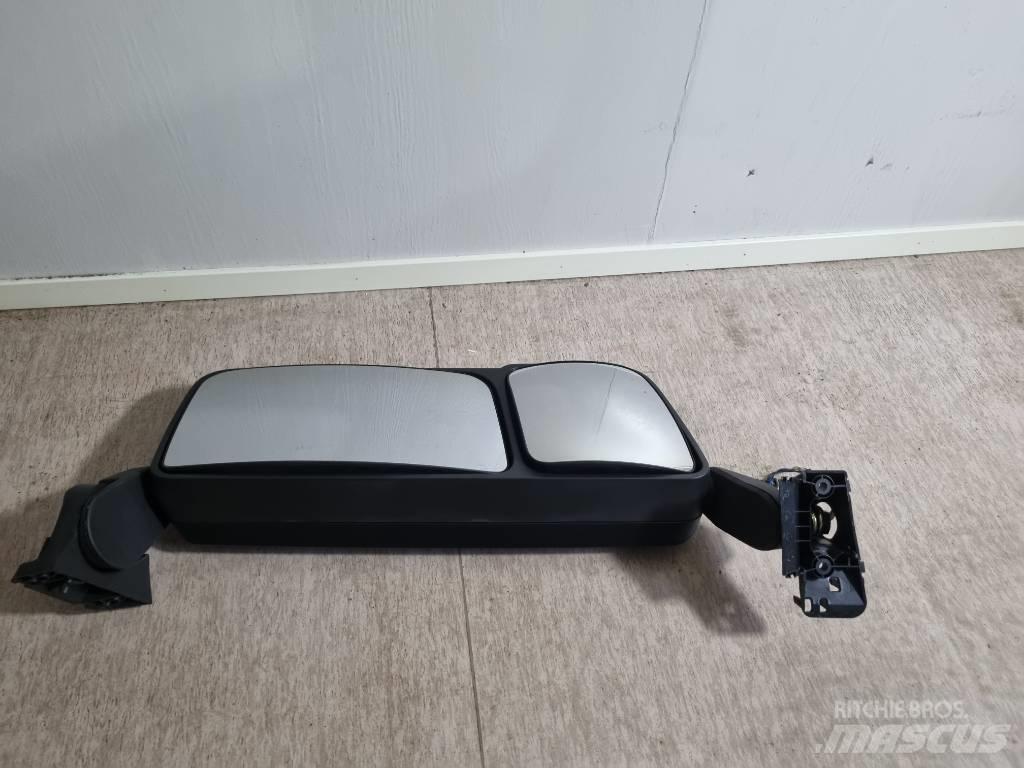 Mercedes-Benz MP4 Podvozky a zavesenie kolies
