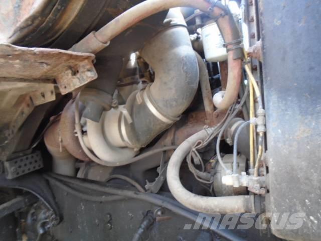 Ford LTL 9000 Snežné pluhy, predné snežné radlice