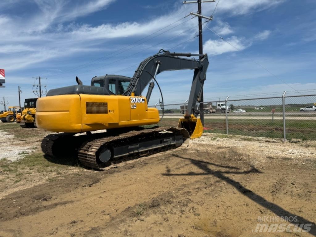 DEERE 200 LC Pásové rýpadlá