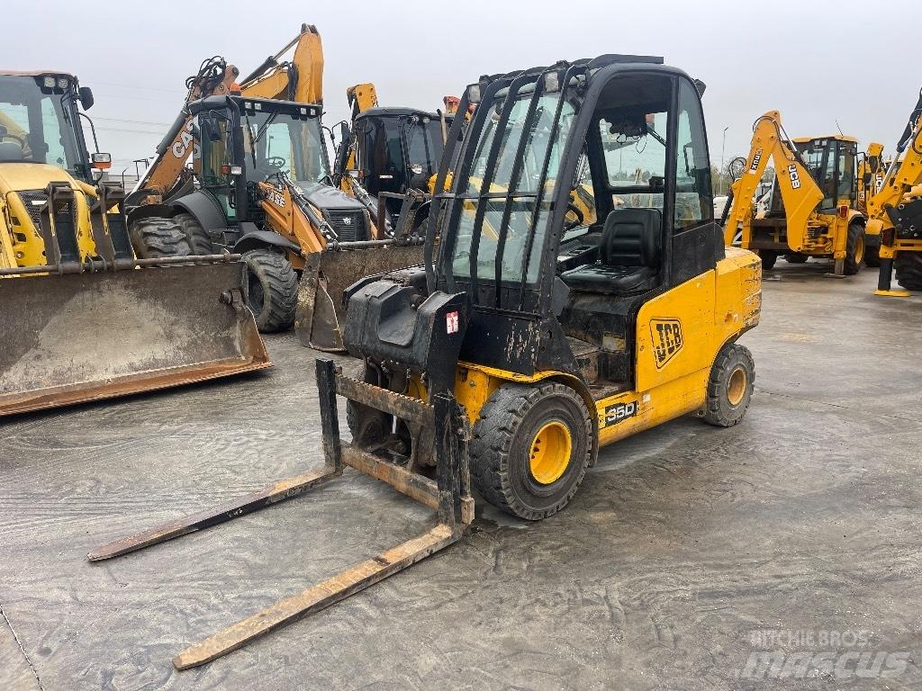 JCB TLT 35 Teleskopické manipulátory