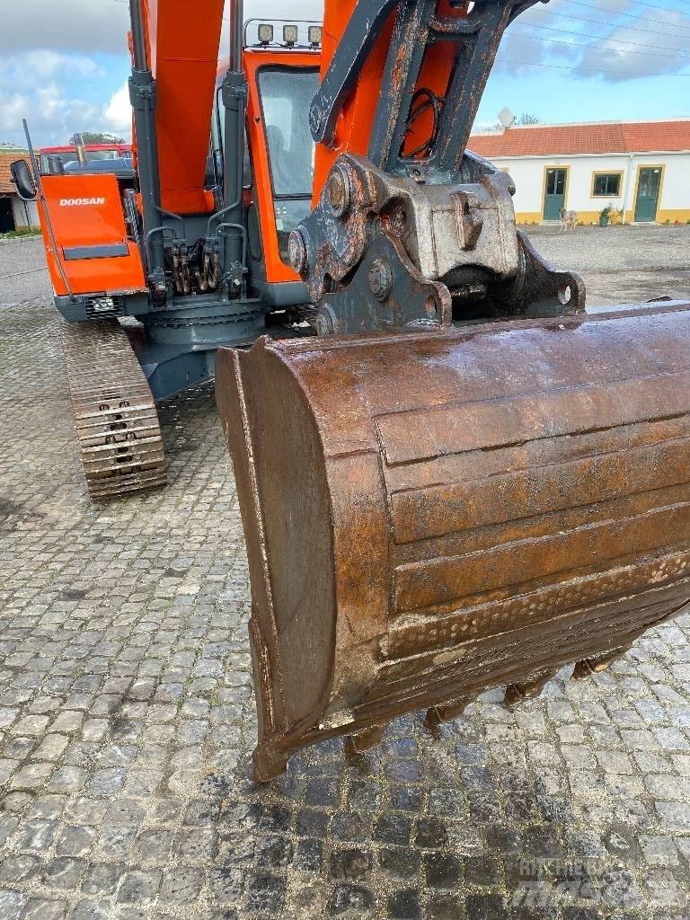 Doosan DX 220 NLC Pásové rýpadlá