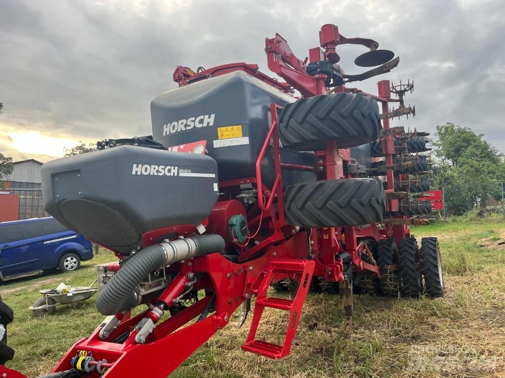 Horsch Focus 6 TD Mechanické sejačky