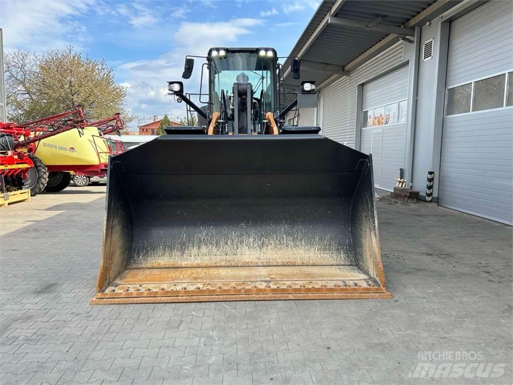 CASE CE 1021G Kolesové nakladače