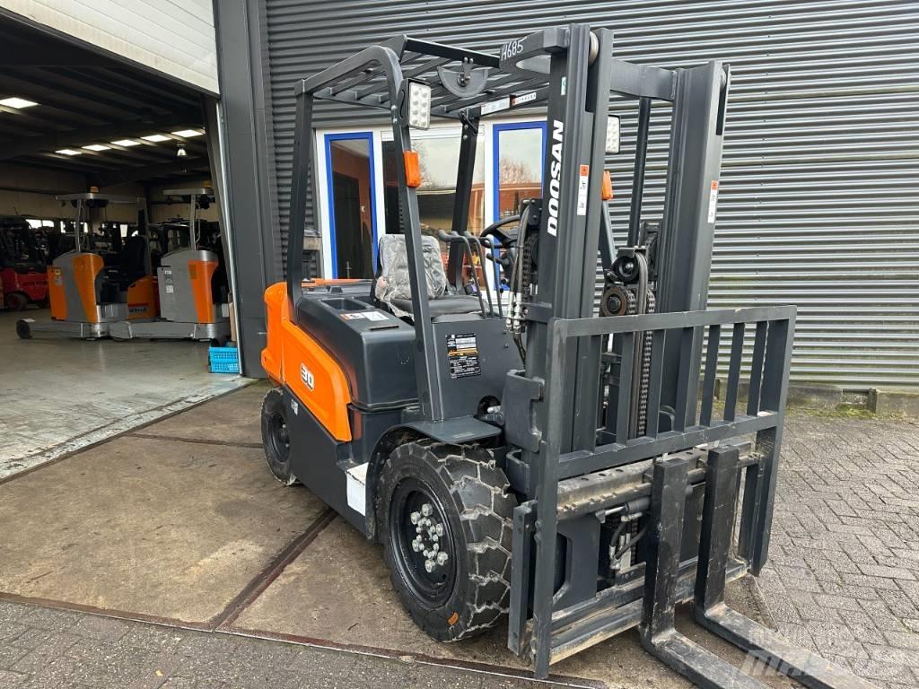Doosan D30NX Dieselové vozíky