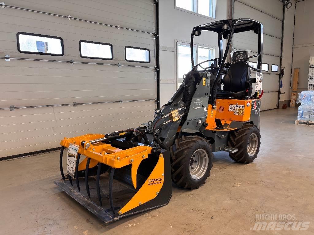 GiANT G 1200 TELE Viacúčelové nakladače