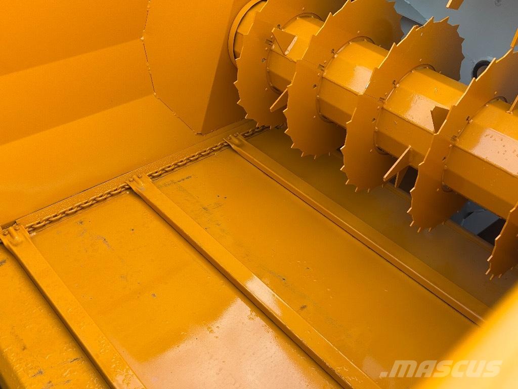 Lucas Raptor Drviče a rezače balíkov