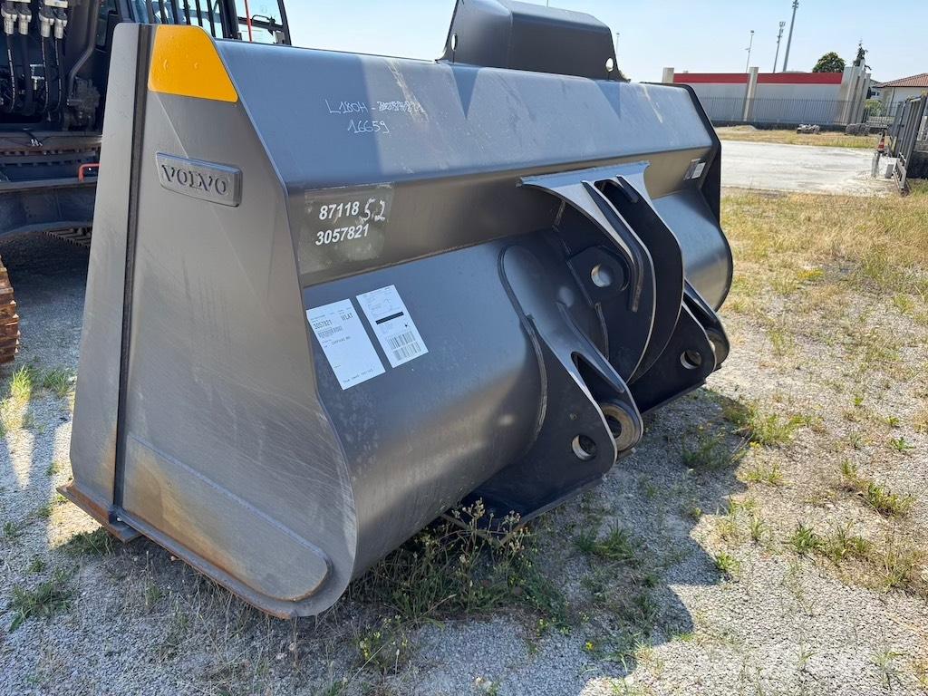 Volvo L 180 H Kolesové nakladače