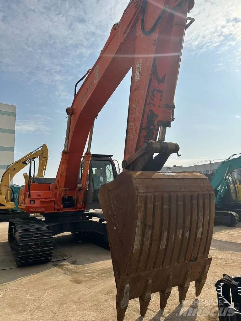 Hitachi 日立 350 Pásové rýpadlá