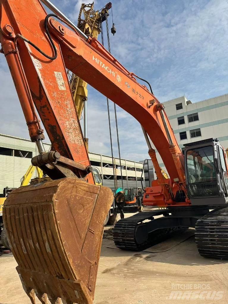 Hitachi 日立 350 Pásové rýpadlá
