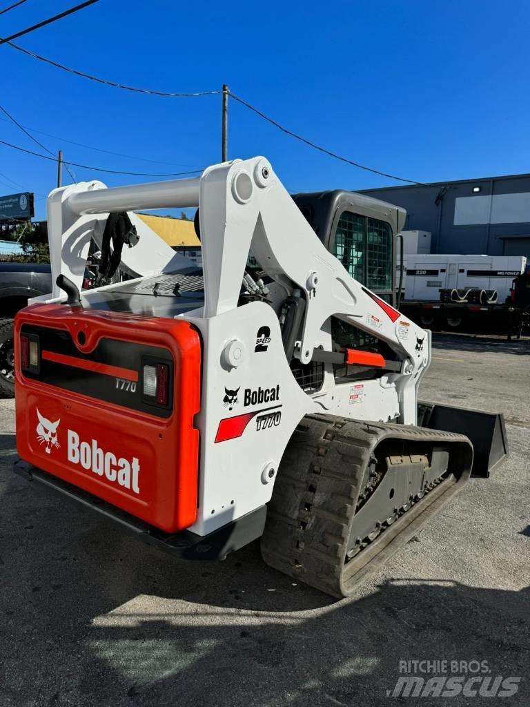 Bobcat T 770 Šmykom riadené nakladače