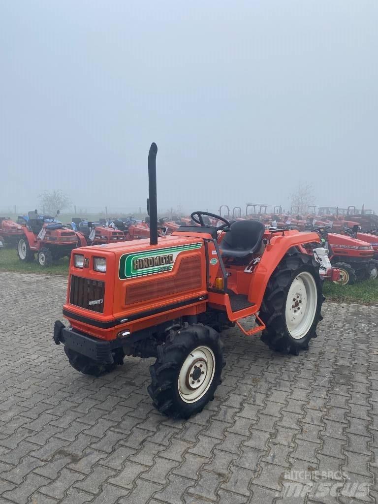 Hinomoto N239 Kompaktné traktory