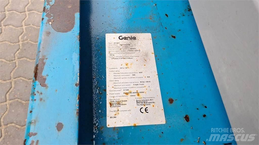 Genie GS4047 Nožnicové zdvíhacie plošiny