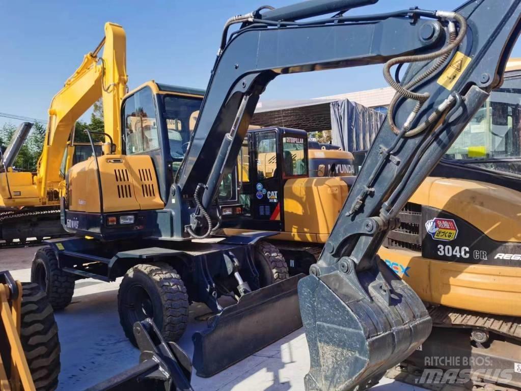 Hyundai Robex 60 W Kolesové rýpadlá