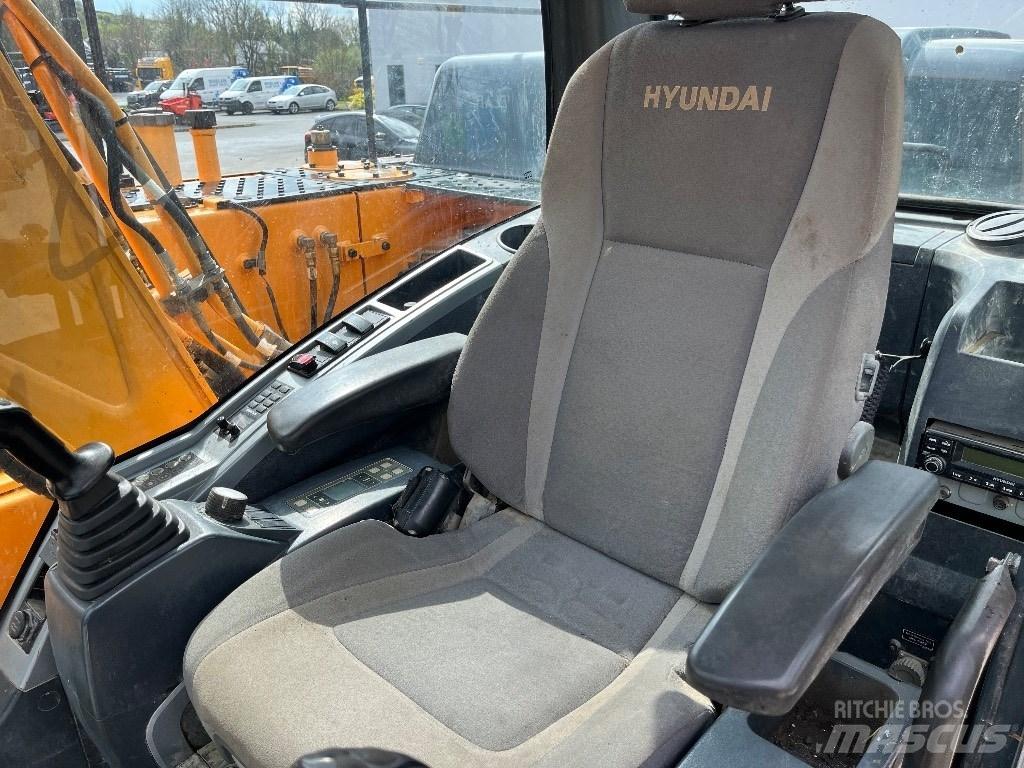 Hyundai 140LC-9A Pásové rýpadlá