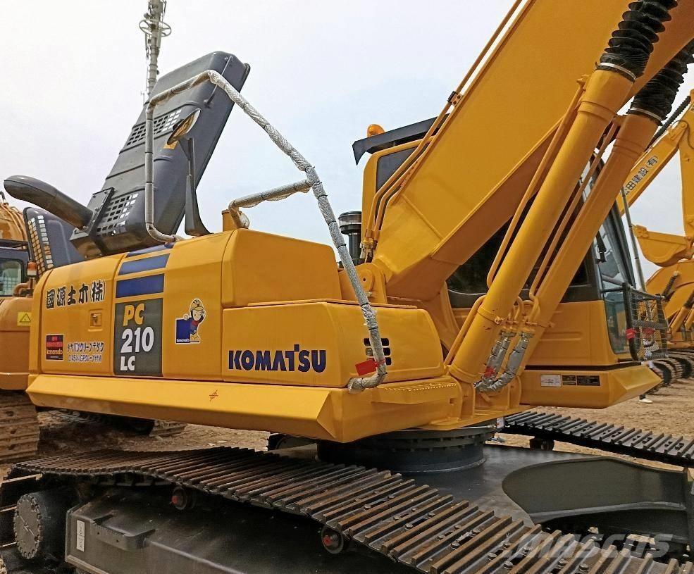 Komatsu PC 210 Pásové rýpadlá