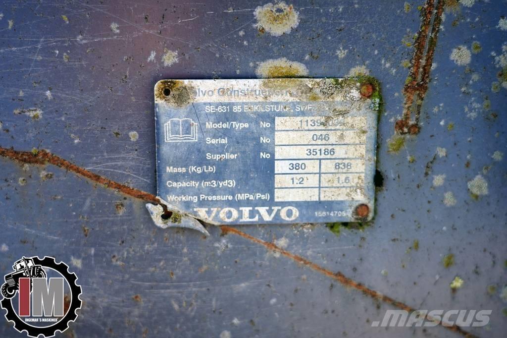 Volvo L30 Skopa Lopaty