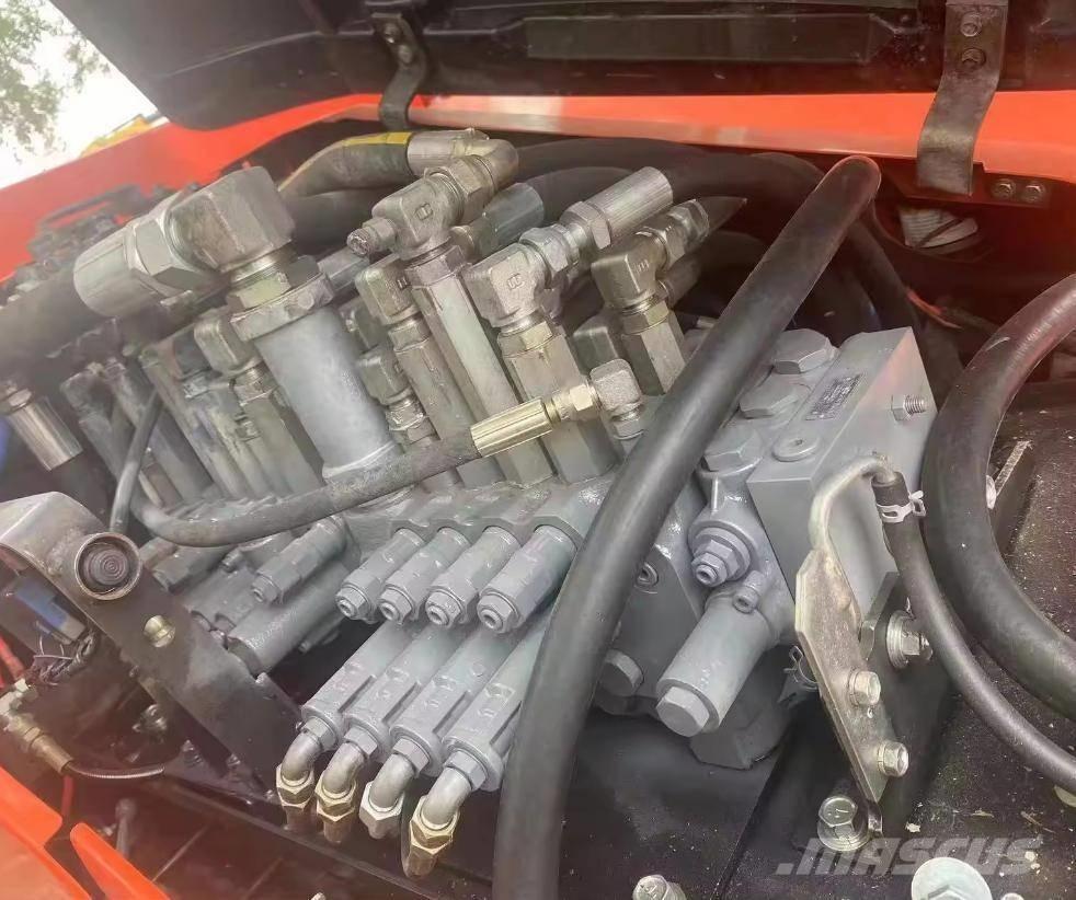 Kubota KX 185-3 Midi rýpadlá 7 t - 12 t