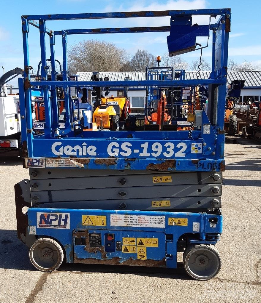 Genie GS 1932 Nožnicové zdvíhacie plošiny