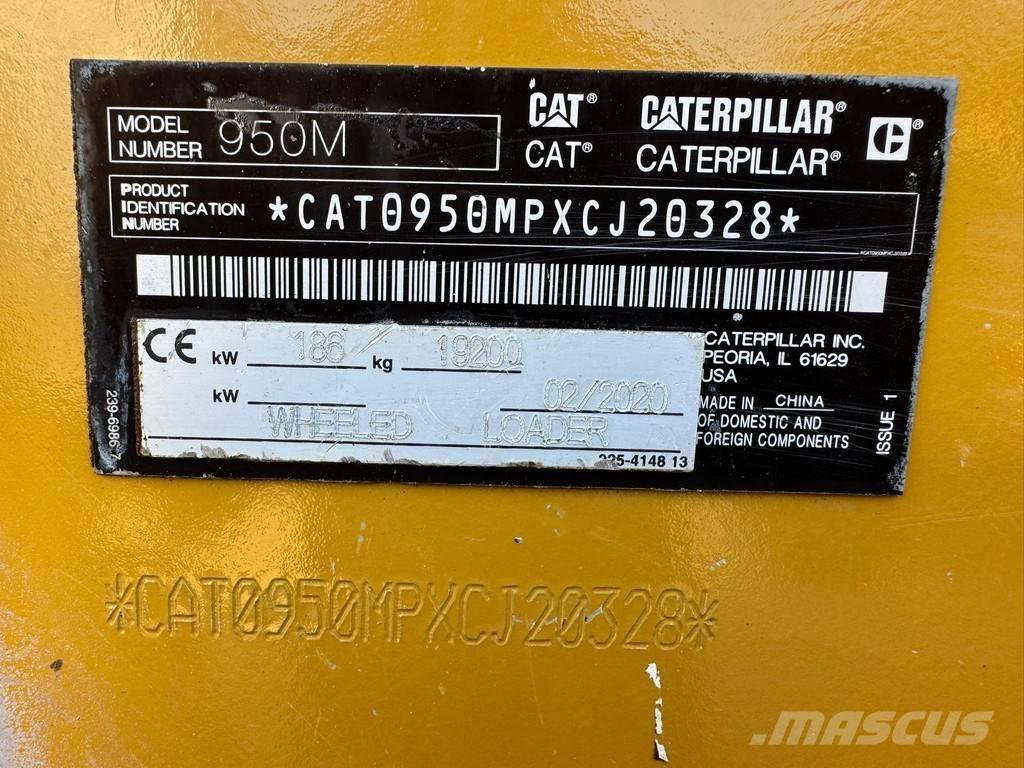 CAT 950M Kolesové nakladače