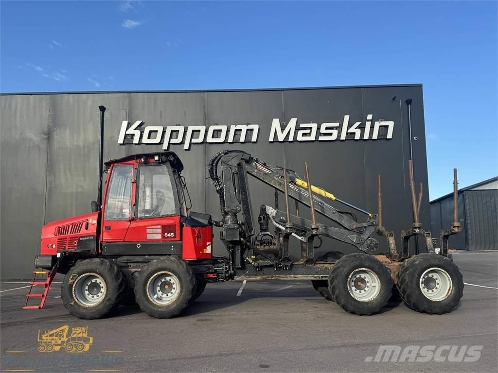 Komatsu 845 Lesné traktory