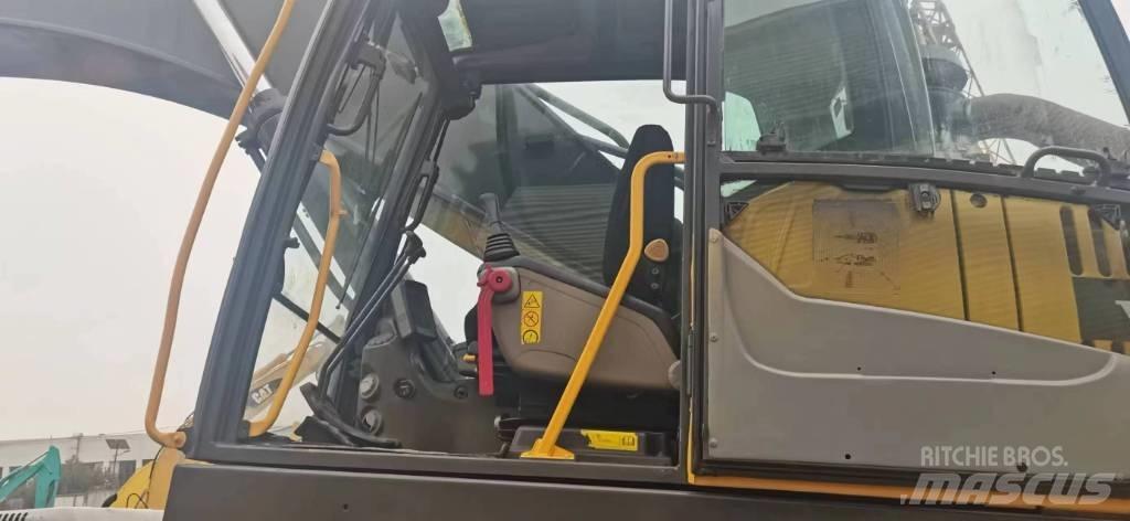 Volvo EC 480 D L Pásové rýpadlá