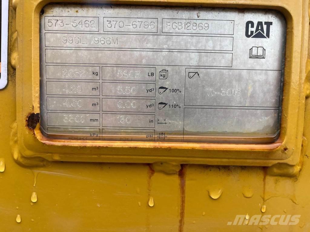 CAT 966 XE Kolesové nakladače