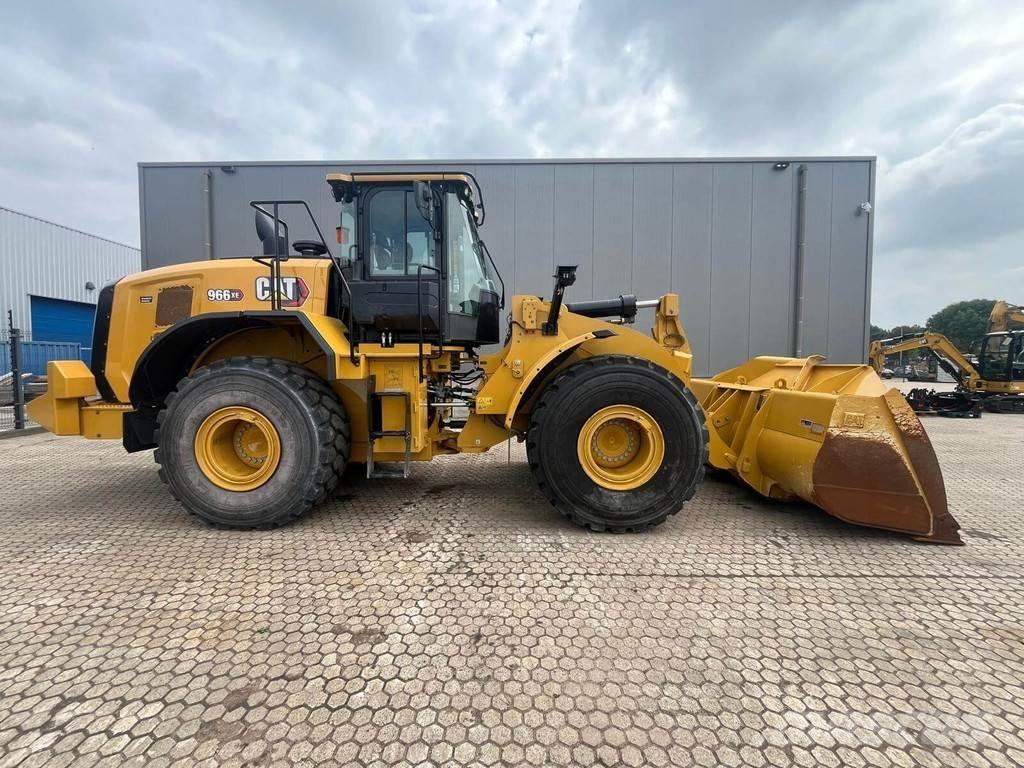 CAT 966 XE Kolesové nakladače