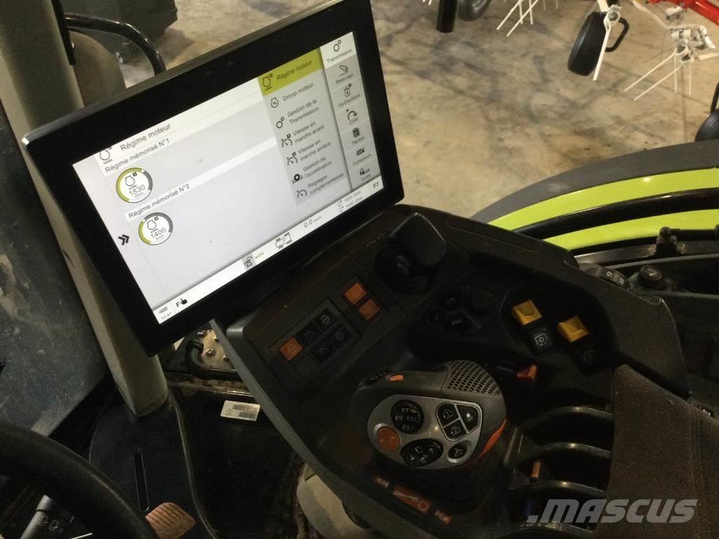 CLAAS ARION 550 Traktory