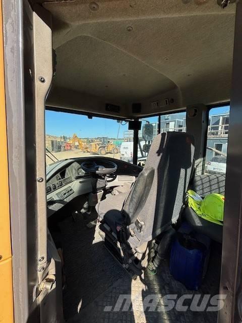 Volvo A 25 F Kĺbové nákladné autá