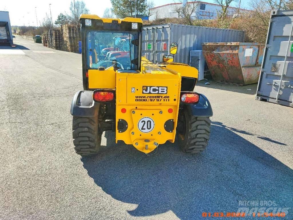 JCB 525-60 Teleskopické manipulátory