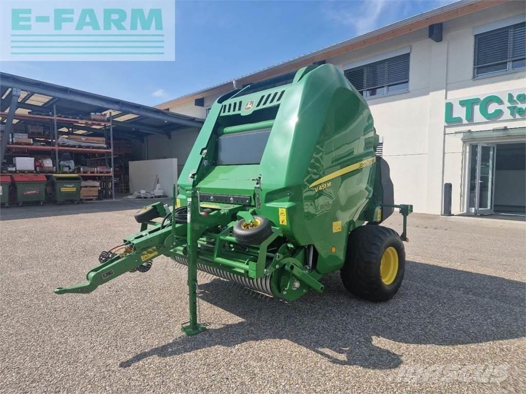 John Deere V451M Lisy na hranaté balíky
