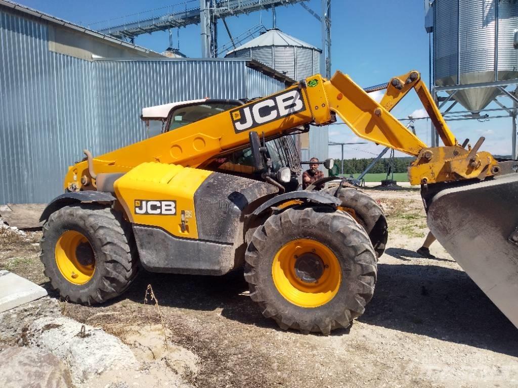 JCB 541 AGS Teleskopické nakladače pre poľnohospodárstvo