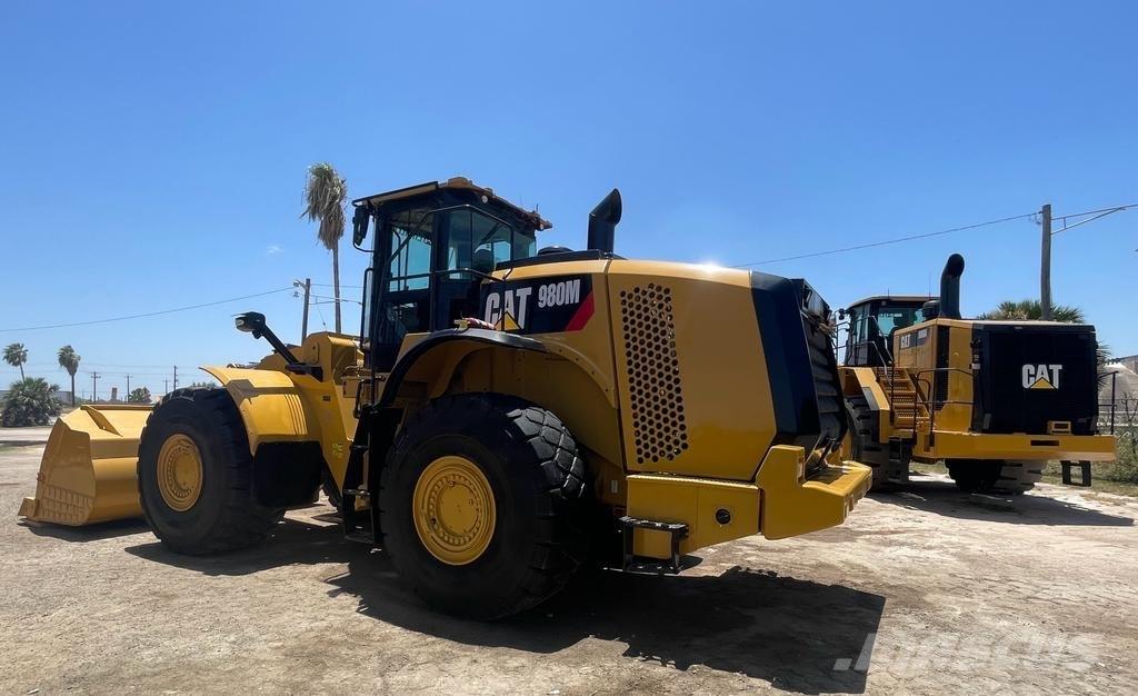 CAT 980M Kolesové nakladače