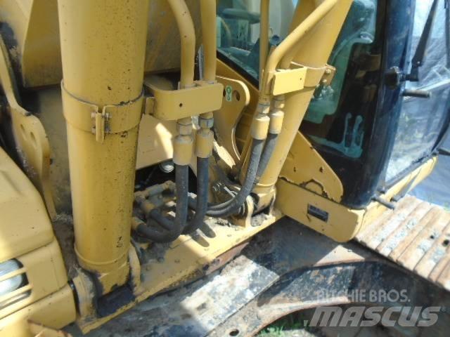CAT 330 D L Pásové rýpadlá
