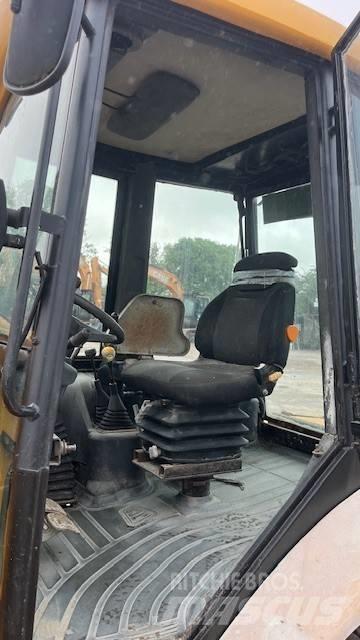 JCB 2 CX Kolesové nakladače