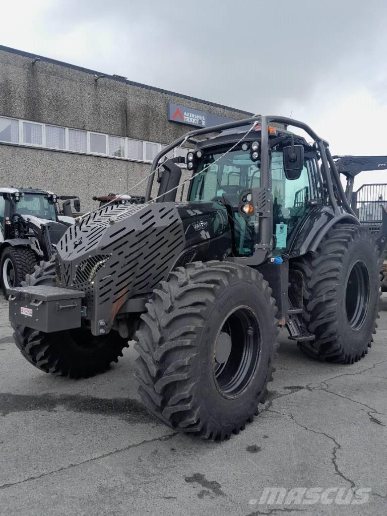 Valtra T 175 ED Lesné traktory