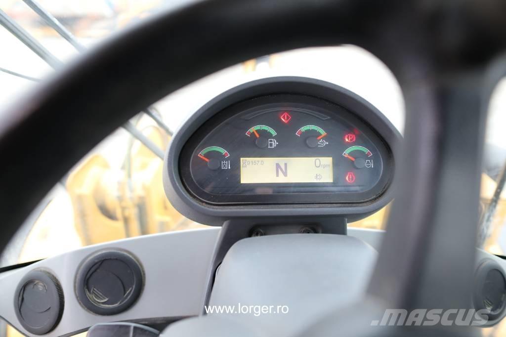 CAT 938 M Kolesové nakladače