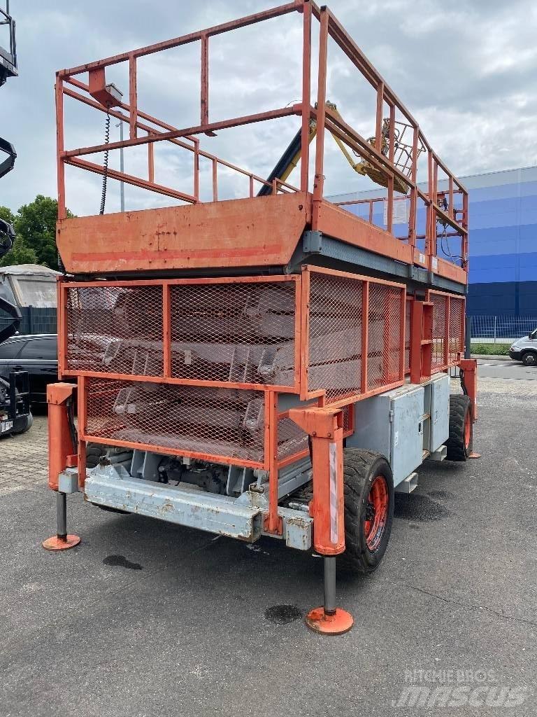 SkyJack SJ 9250 RT Nožnicové zdvíhacie plošiny