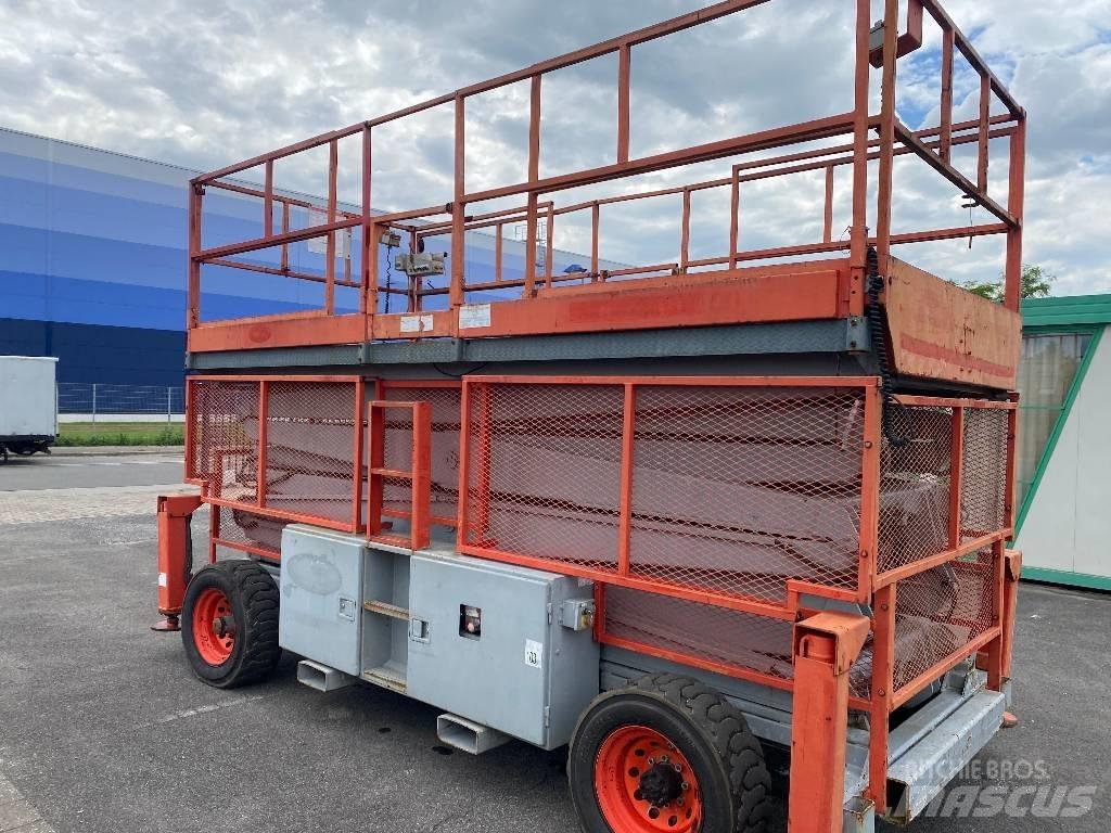 SkyJack SJ 9250 RT Nožnicové zdvíhacie plošiny