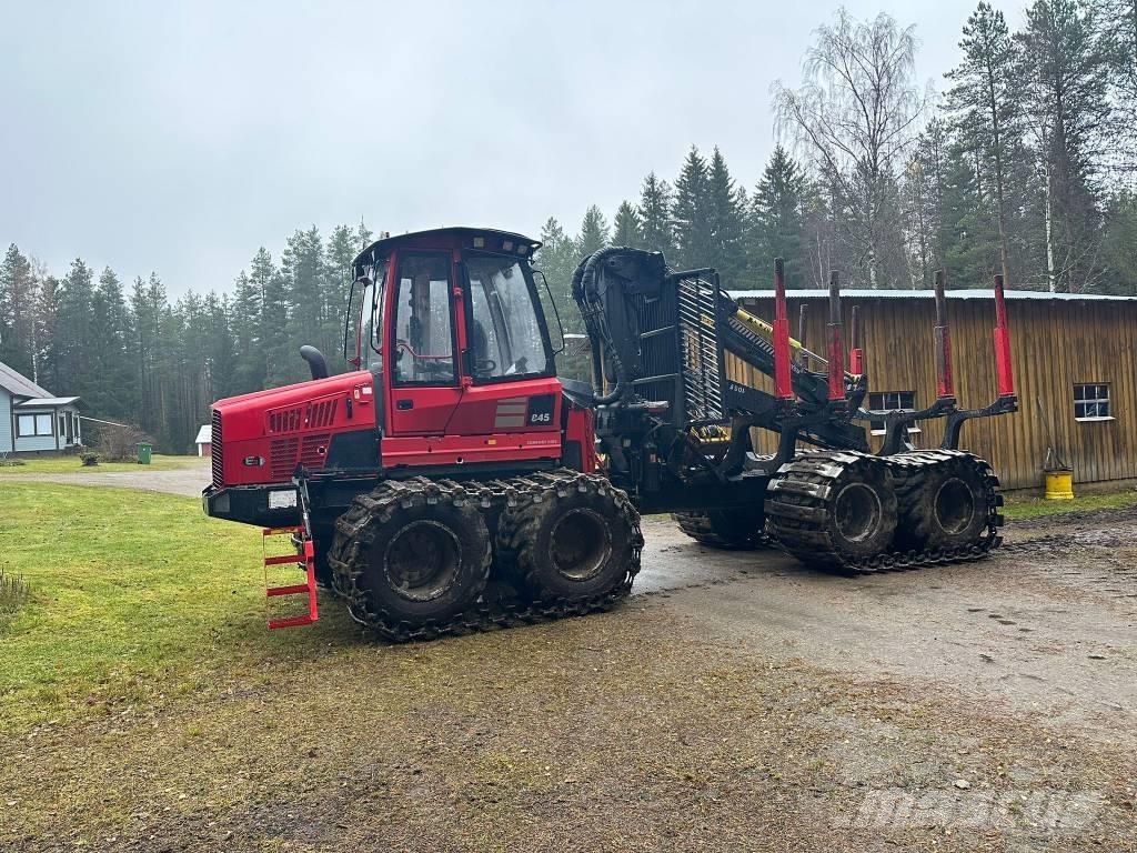 Komatsu 845 Lesné traktory