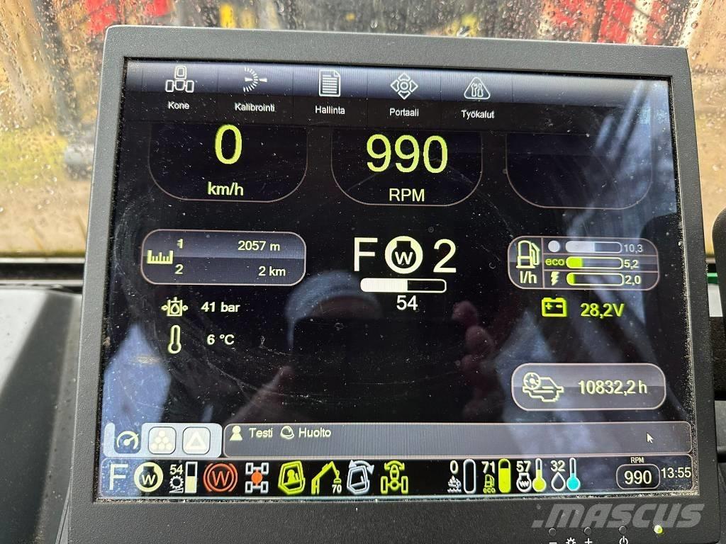 Komatsu 845 Lesné traktory