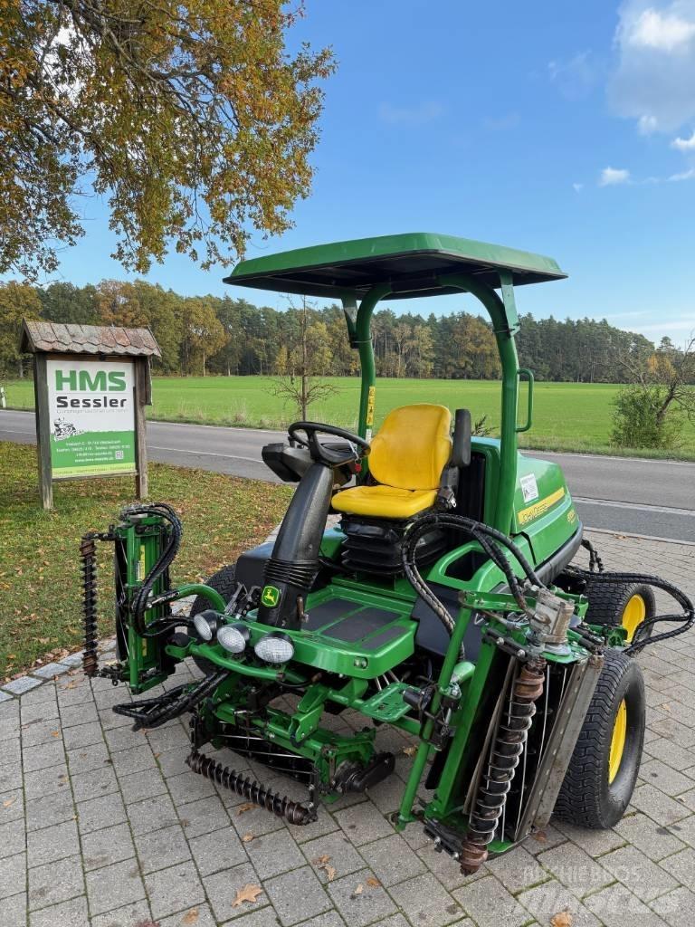 John Deere 8700 A Kosačky fervejí