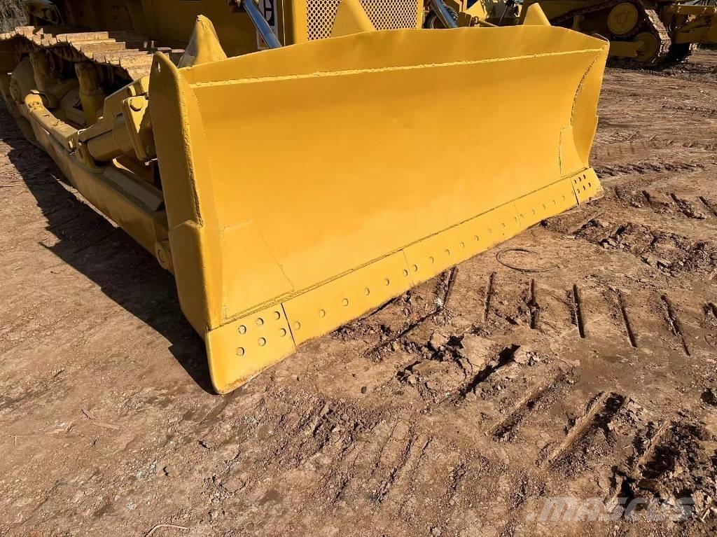 CAT D 8 K Pásové dozéry