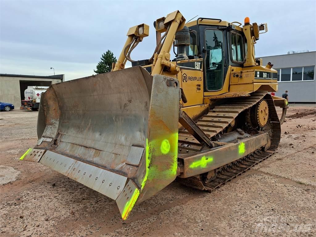 CAT D6R XL Stavebníctvo - ostatné