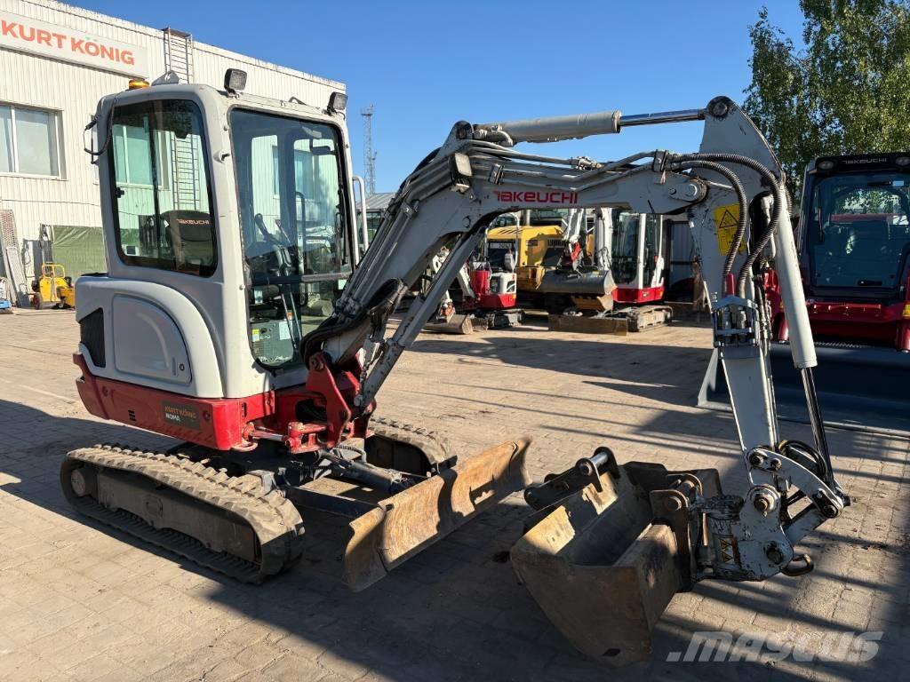 Takeuchi TB 225 Mini rýpadlá < 7t