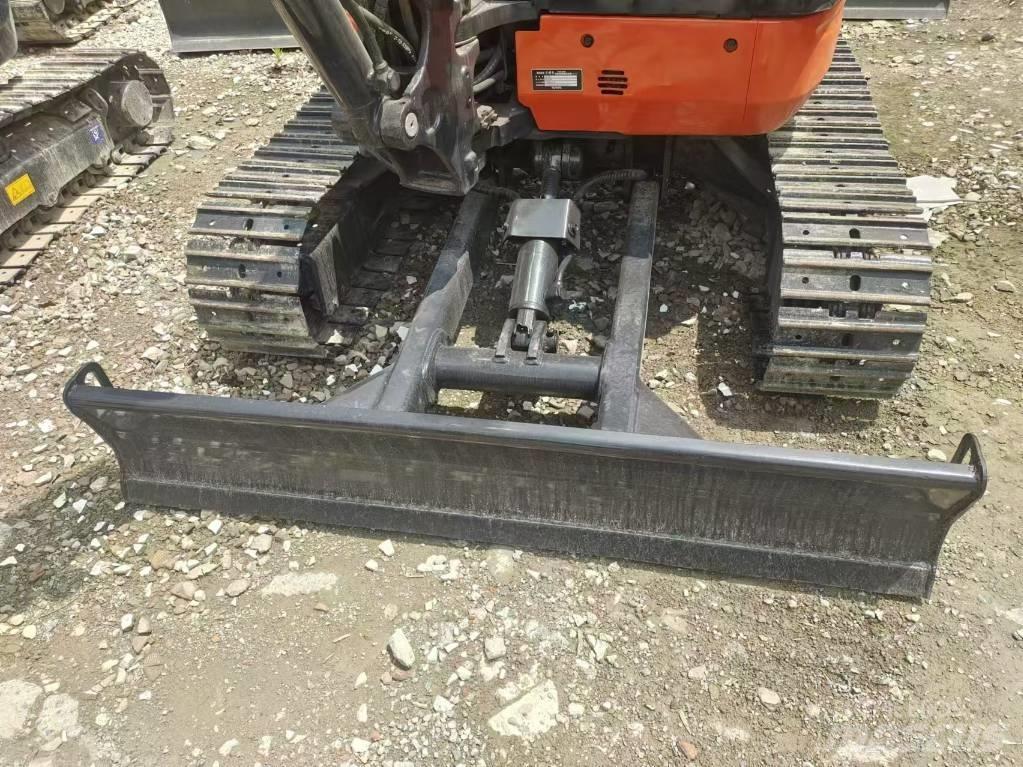 Kubota U 35 Mini rýpadlá < 7t