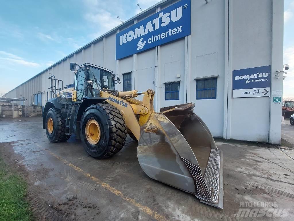 Komatsu WA475 Kolesové nakladače