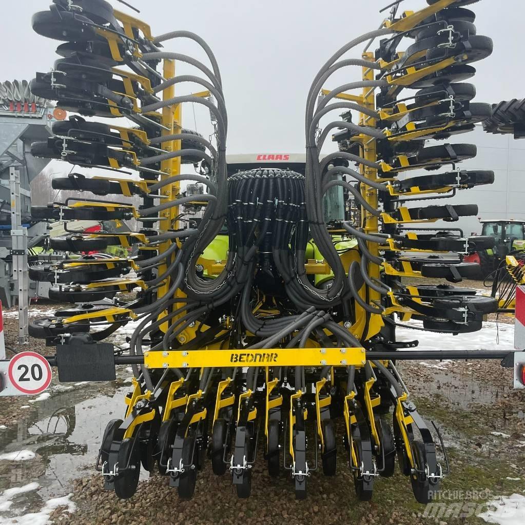 Bednar CORSA CN 6000 Mechanické sejačky